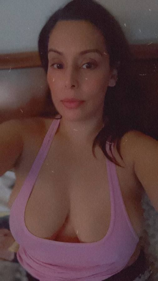 I am single mom of 1,  I really want some kinky and nasty sex right now, incall or outcall you must know how to fuck, down fo - Image 2